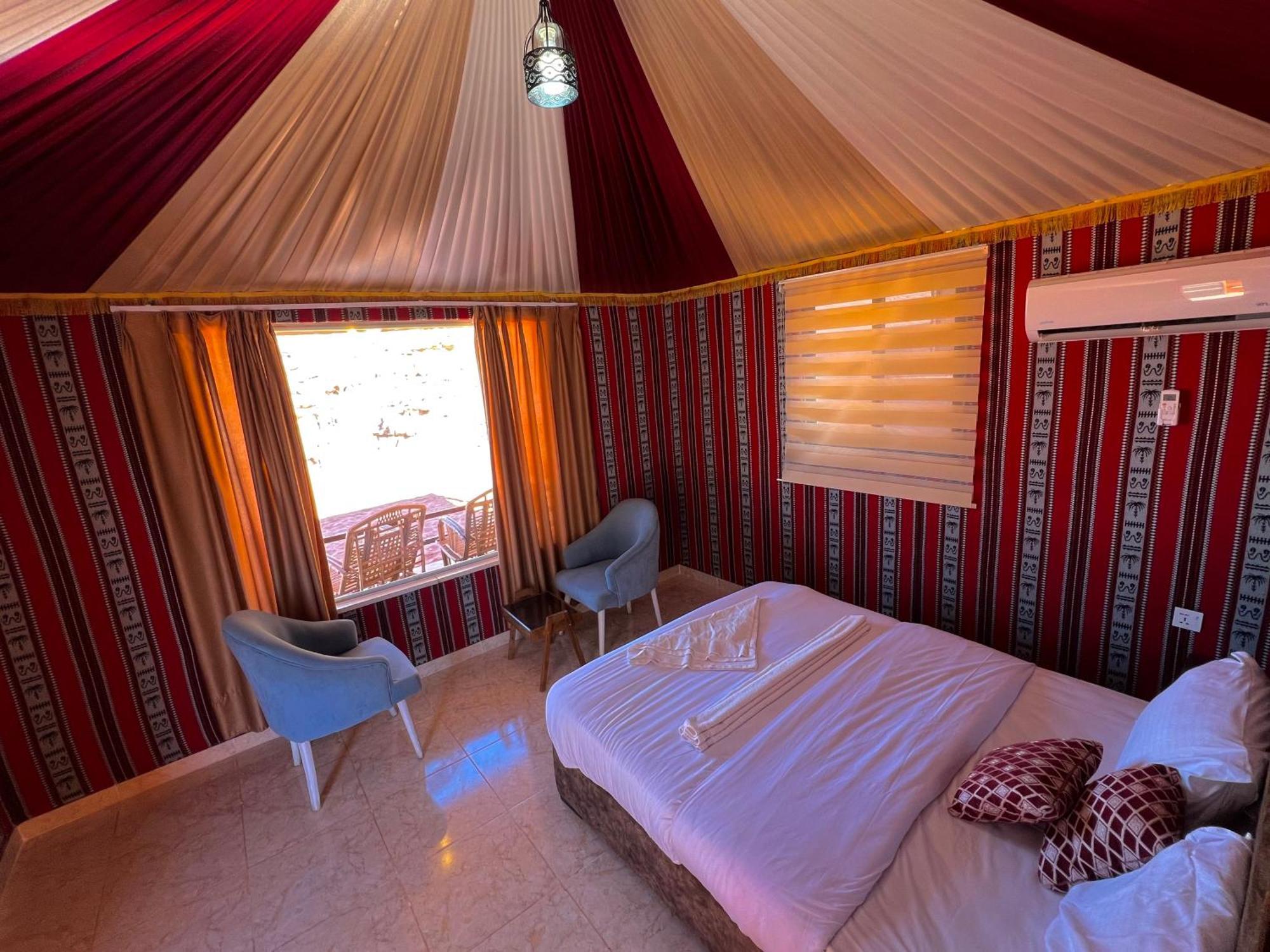 Angelina Wadi Rum Camp Esterno foto